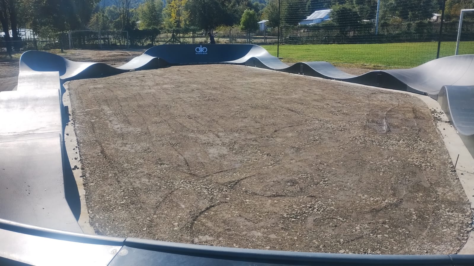 Pump track